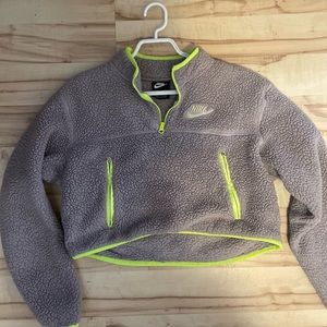 Nike cropped Sherpa sweater size small
